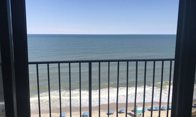 Wilmington Beach Condo | Come visit our Seaside Retreat! OCEANFRONT, TOP FLOOR condo, Carolina Beach, NC