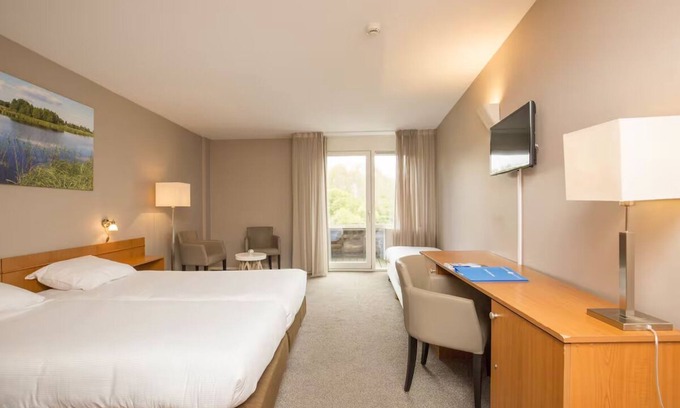 Velsen-Zuid House | Comfort and Serenity Await with Free Parking, Beautiful Views, & On-Site Dining