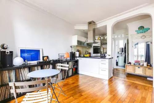 La Villette Apartment | Comfort and tranquility near the Canal de l Ourcq