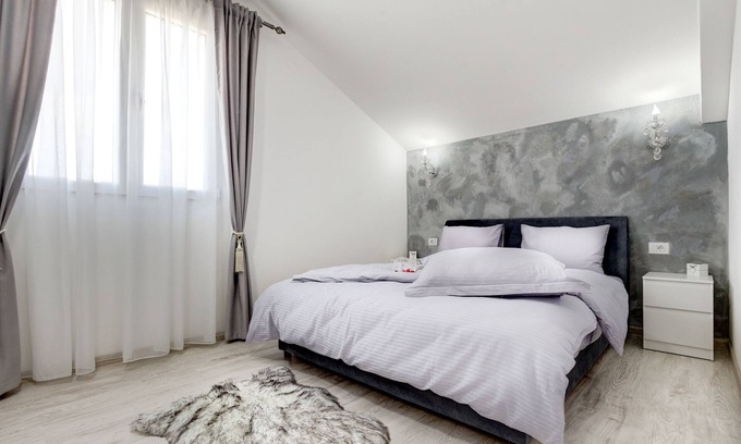 Kotor Apartment | Comfort Apartment with Terrace & Bay View