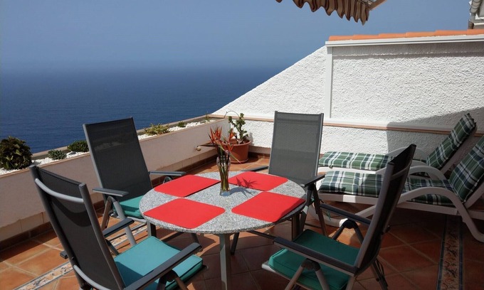 La Victoria de Acentejo Apartment | Comfort apartment Teide y Mar with pool for max. 2 adults + 1 child