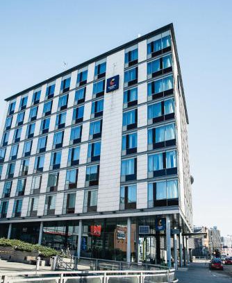 Leppavaara Hotel | Comfort Hotel Sello