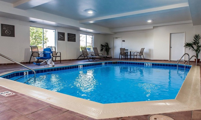Mount Sterling Hotel | Comfort Inn and Suites