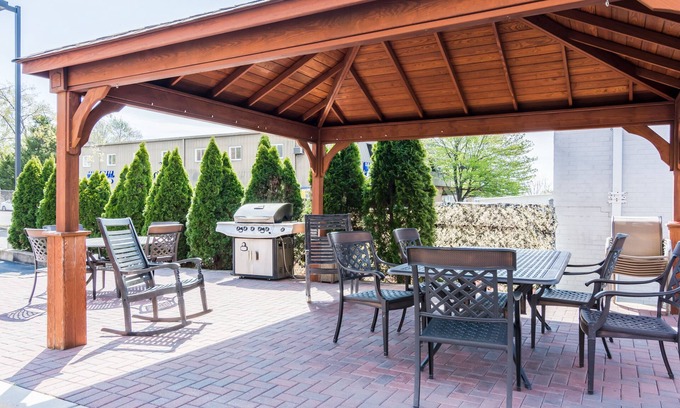 Clinton Hotel | Comfort Inn at Joint Base Andrews