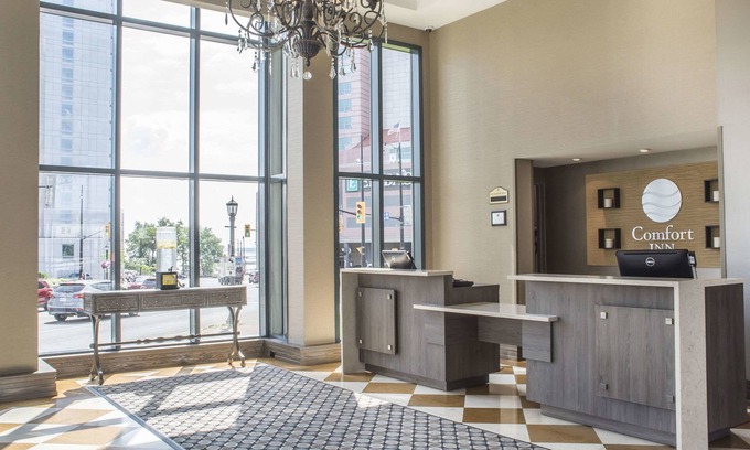 Fallsview Hotel | Comfort Inn Fallsview