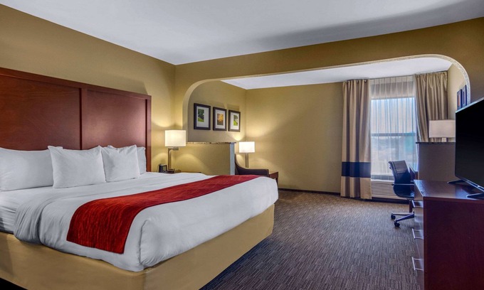 LaGrange Hotel | Comfort Inn & Suites La Grange