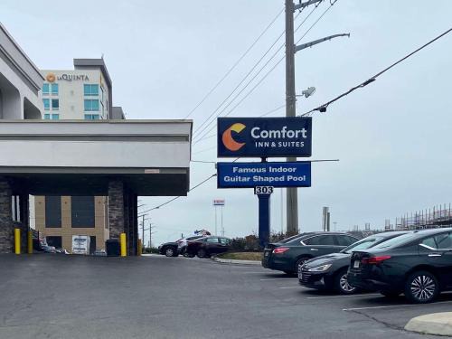 East Bank Hotel | Comfort Inn & Suites Nashville Downtown - Stadium