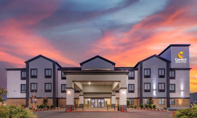 Schulenburg Hotel | Comfort Inn & Suites