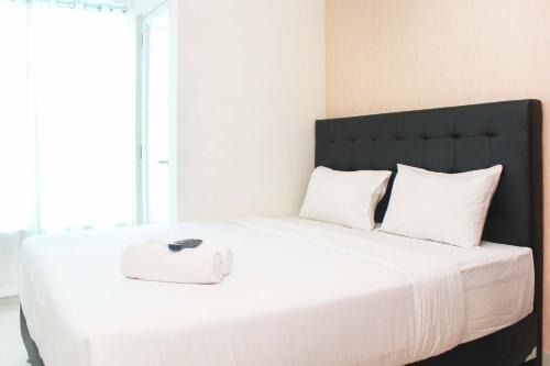 Pekayon Jaya Apartment | Comfort Living Studio Room at Grand Kamala Lagoon Apartment By Travelio