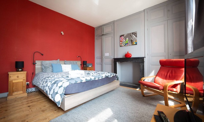 Tourcoing Bed & Breakfast | Comfort room near metro station