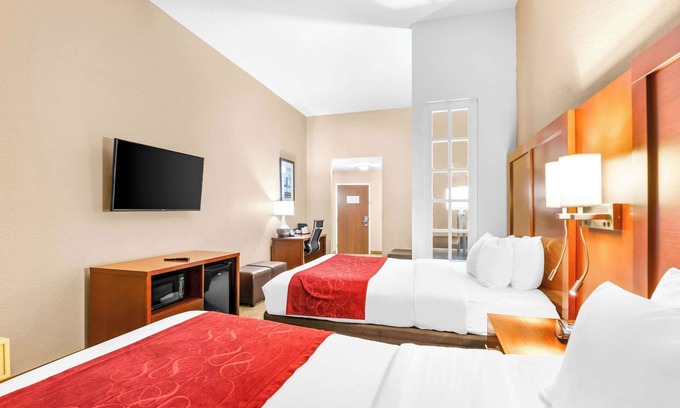 Orlando Hotel | Comfort Suites Orlando Airport