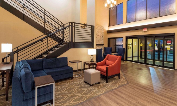 Ramsey Hotel | Comfort Suites