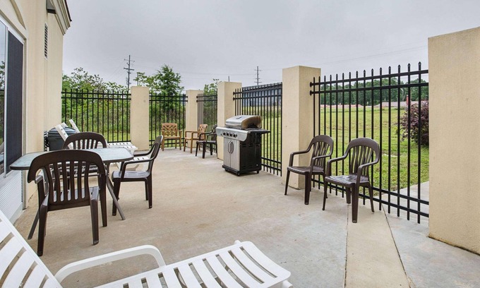 Leesville Hotel | Comfort Suites