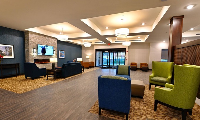 Newnan Hotel | Comfort Suites