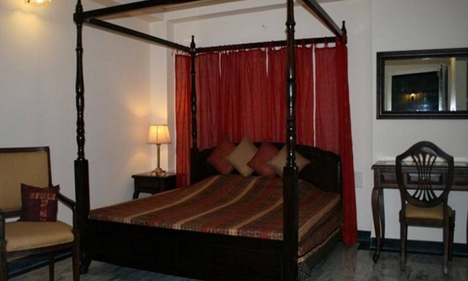 Vaishali Nagar House | Comfort zoned private spacious room