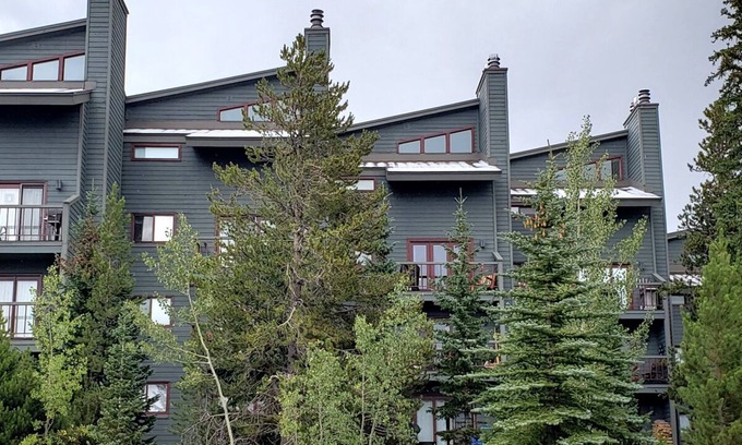 Wildernest Condo | Comfortable, Affordable Condo, 2 BR + Loft, 3 BA Close to Attractions & Shuttle