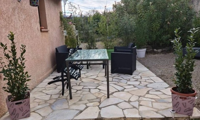Peymeinade Apartment | Comfortable air-conditioned studio in a quiet villa 15 km from Cannes