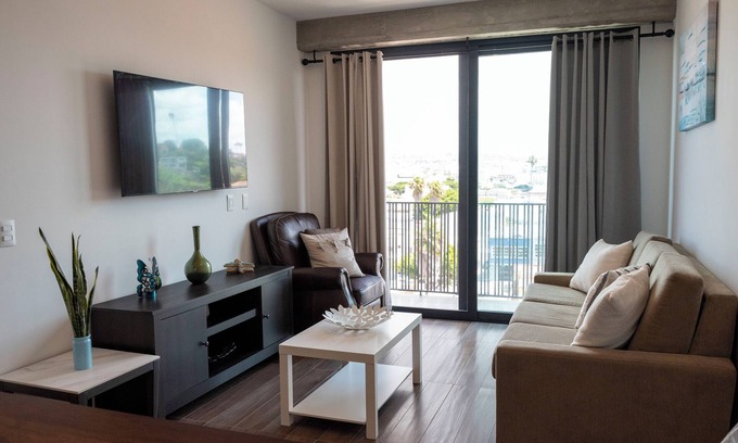 Centro House | Comfortable and luxurious brand new condo in the heart of Tijuana