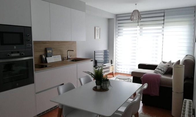 Isla de Arosa Apartment | Comfortable apartment Playa Riasón, with breakfast and 2 bikes included