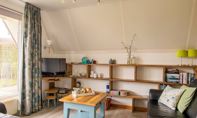 Vlagtwedde Cottage | Comfortable bungalow for 4 persons