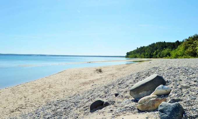 Lake Township House | Comfortable cabin on the Lower Platte with dock, deck, wood stove & fast WiFi