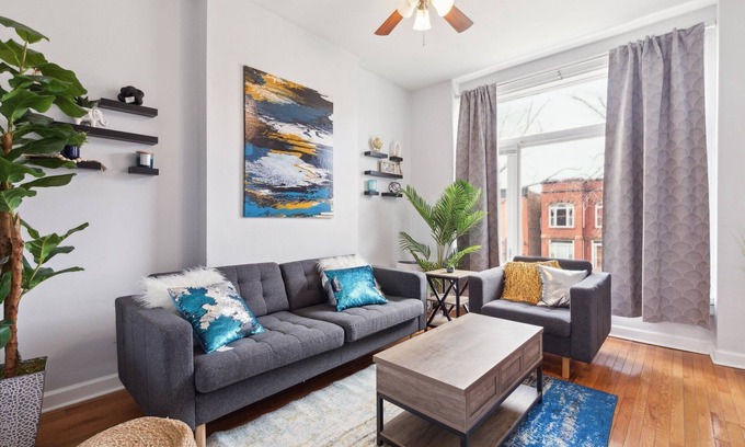Grand Boulevard Condo | Comfortable Condo in the Heart of Bronzeville by RedAwning