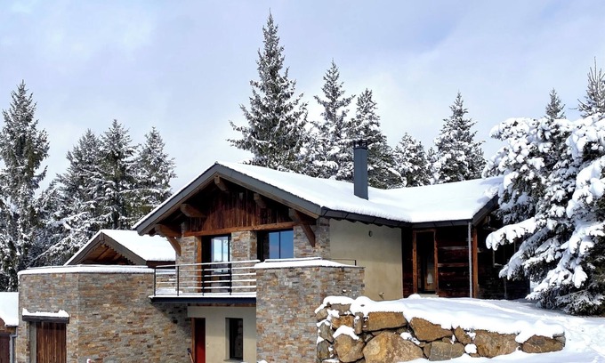 Bolquere Ski Chalet | Comfortable, contemporary chalet a stone's throw from the ski slopes