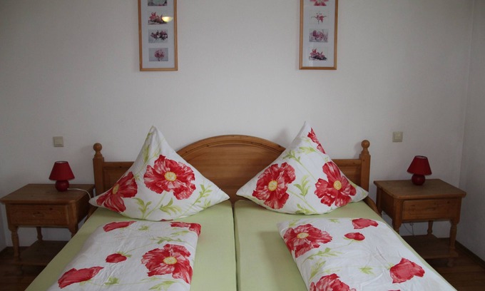 Riedenburg Apartment | Comfortable apartment (30sqm2) in a quiet, sunny location
