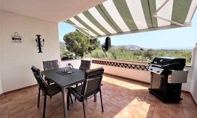 El Mas Bosca Apartment | Comfortable flat up to 4 people, internet, air conditioning, sea view