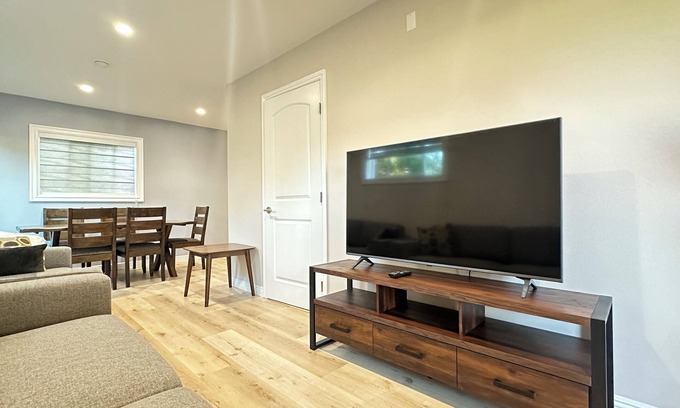 Pasadena House | Comfortable Home Near Caltech