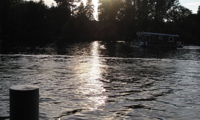 Haselhorst Boat Rental | Comfortable houseboat in Berlin and Brandenburg! With and without a driver's license !