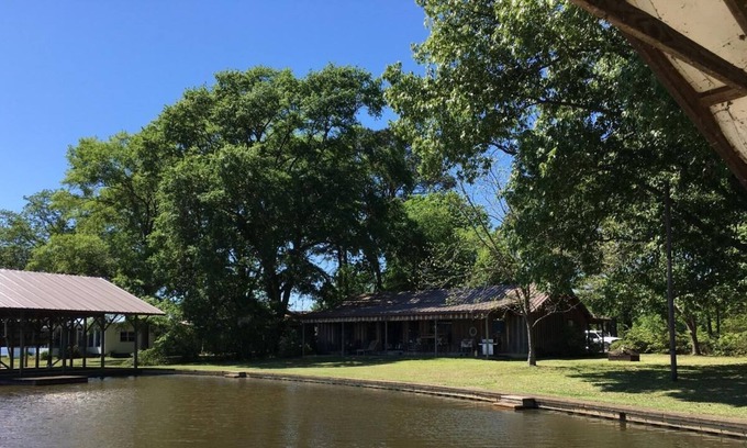 Homer House | Comfortable Lake House on Beautiful Lake Claiborne, swimming area, more!