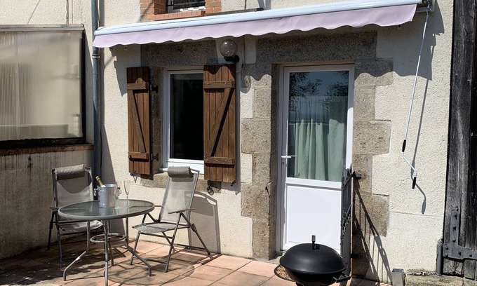 Trois-Fonds Apartment | Comfortable Quaint Studio Apartment, in Rural Location