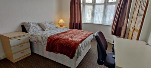 Chadwell House | comfortable room