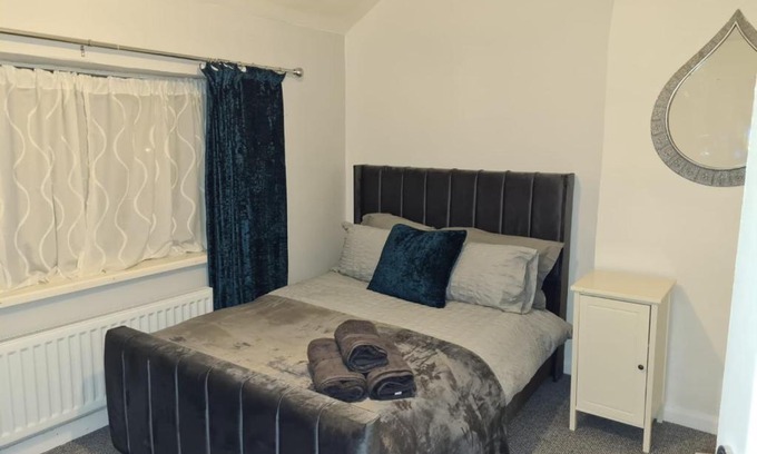 Long Eaton Apartment | Comfortable Stay