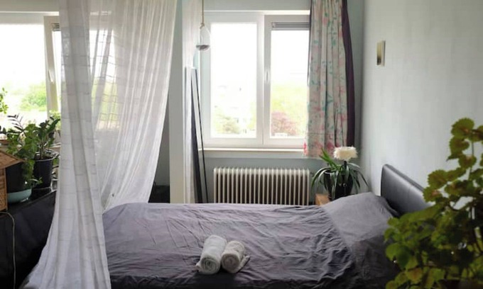 Chatelain Apartment | Comfortable studio with magnificent view