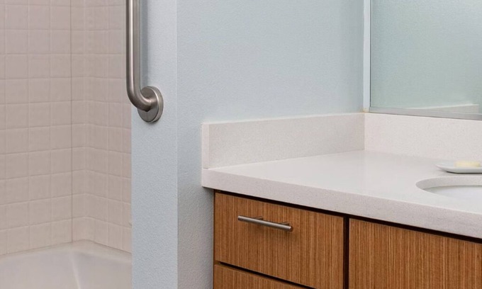 Anaheim Resort Apartment | Comfortable suite within 2 miles of Disneyland Park.