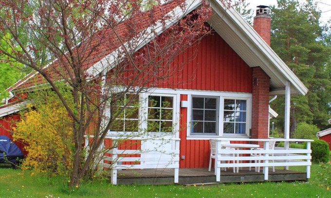 Userin House | Comfortable Sweden house, bathing beach at the lake, entrance to Müritz National Park