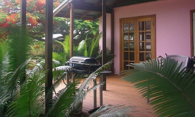The Settlement House | Comfortable two-bedroom fully self-contained cottage .