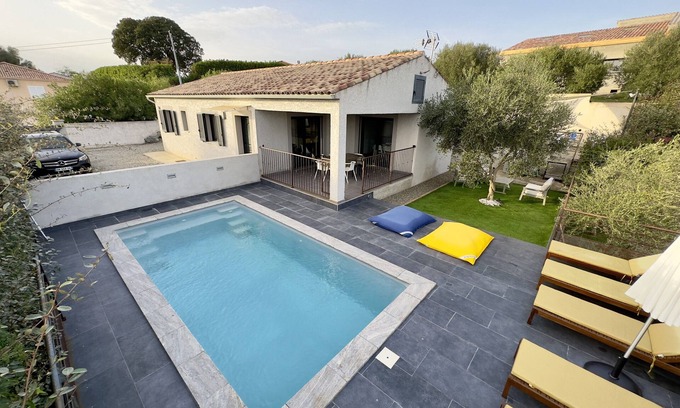 Aleria Villa | Comfortable villa with heated pool and spa between sea and mountains