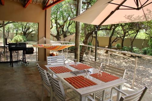 Hammanskraal Ski Chalet | Comfortable cottage in Big 5 Game Reserve