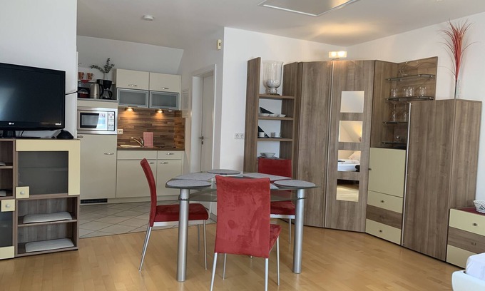 Lauf an der Pegnitz Apartment | Comfortably furnished vacation apartment (40sqm) in the Nuremberg countryside