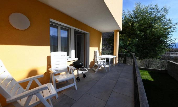 Losone Apartment | Comfortably Losone