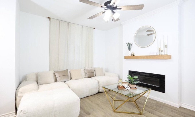 Sherman House | Comfy 2-bedroom townhome in Sherman, TX