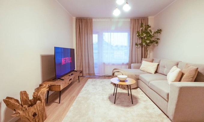 Alppiharju Apartment | Comfy City Spot | Close to Tripla Mall & Dining