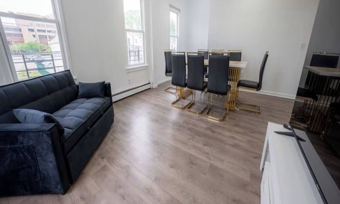 Passaic House | Comfy Family Home - Near NYC!