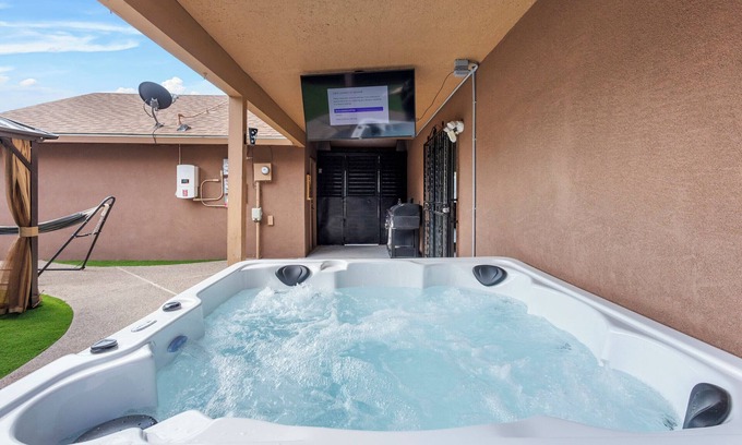 Albuquerque House | Comfy Home w/Hot Tub and more! Home in Albuquerque, NM