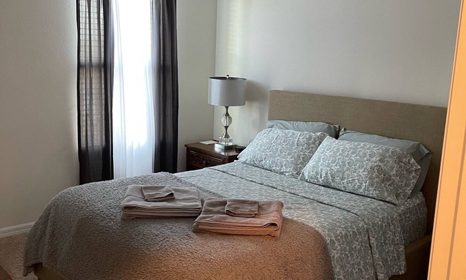 Haines City House | Comfy house private bedroom share bathroom