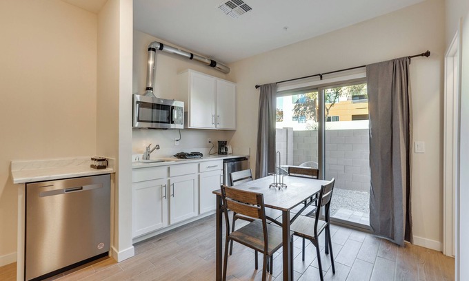 Desert View Apartment | Community Trails & Dog Park: Phoenix Studio!