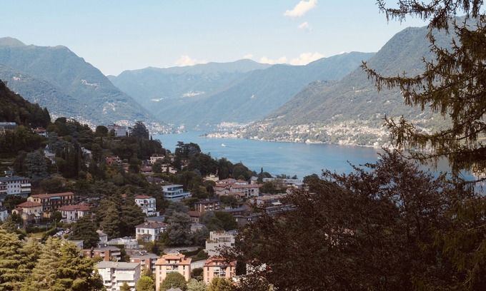 Como Apartment | Como Chiasso new deco 2 bedrooms 2bathrooms lake view AC parking